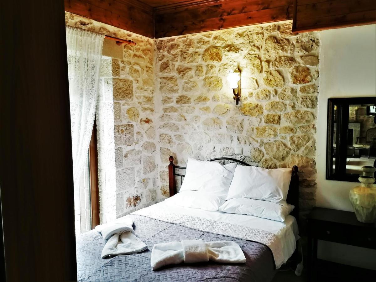 Stonehouse Dome Lagadia Villa Lagkadia Bagian luar foto