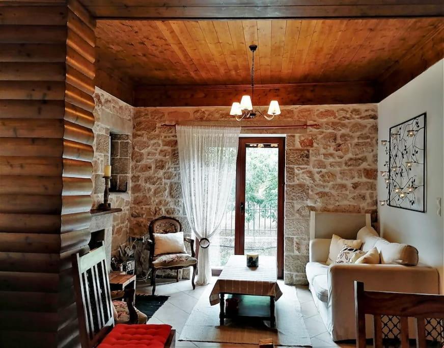 Stonehouse Dome Lagadia Villa Lagkadia Bagian luar foto